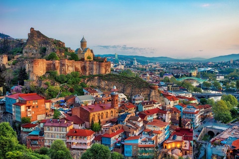 Gruziya 1-yanvardan mamlakatga kirish uchun tibbiy sugʻurta talab qiladi