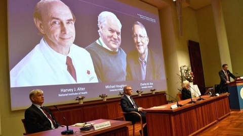 Гепатит C борасида тадқиқот олиб борган уч нафар вирусолог тиббиёт бўйича Нобел мукофотига сазовор бўлди