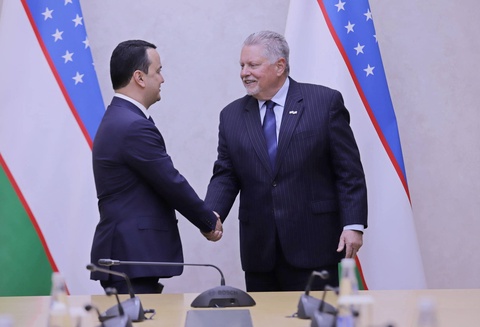 Узбекистан и США обсудили развитие сотрудничества в сфере топливной инфраструктуры