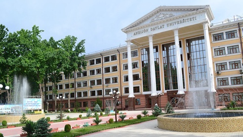 Andijon davlat universitetining bir guruh mansabdorlari qamaldi