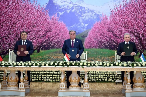 Uch mamlakat davlat chegaralarining tutash nuqtasi toʻgʻrisidagi shartnoma imzolandi