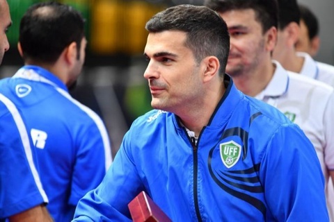 O'zbekiston terma jamoasi bosh murabbiyi o'zardi