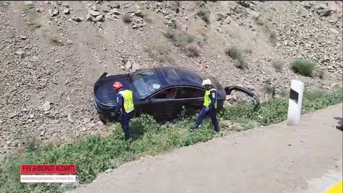 “Qamchiq“ dovonida “BYD” xandaqqa tushib ketdi