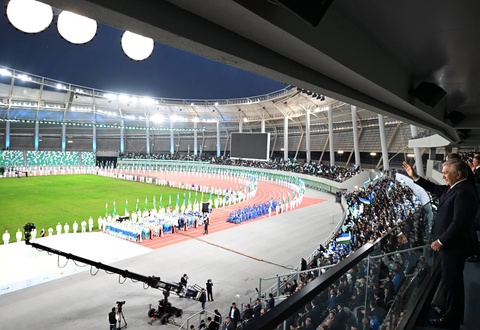 Prezident Şavkat Mirziyoyev ikkinçi bor ötkazilayotgan Prezident Olimpiadasining oçiliş marosimida iştirok etmoqda