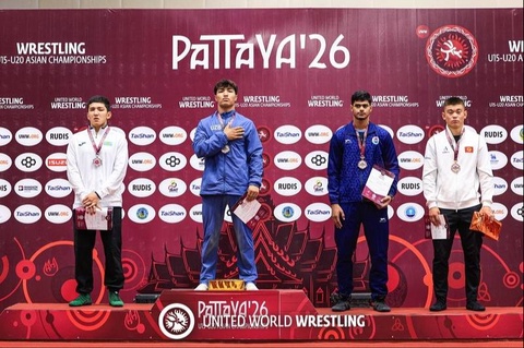 Юные греко-римские борцы сборной Узбекистана успешно стартовали на чемпионате Азии U20