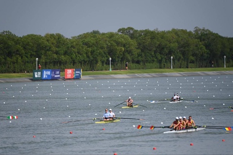 The national team of Uzbekistan started at the World Rowing Championships in Shanghai