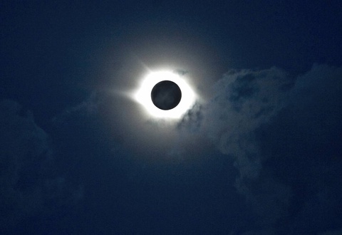 8 апрель куни Қуёш тутилади