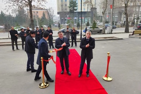 В Таджикистане открыт Торговый дом Узбекистана