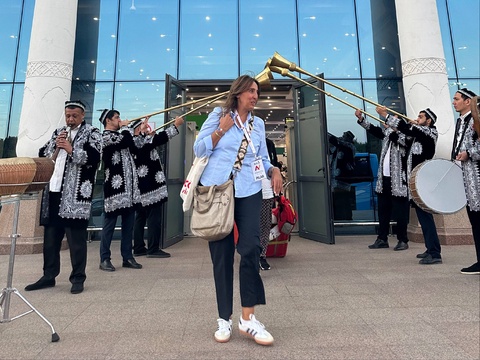 Дар Тошканд аввалин мусофирони ширкати ҳавоии Iberojet-и Испанияро истиқбол гирифтанд