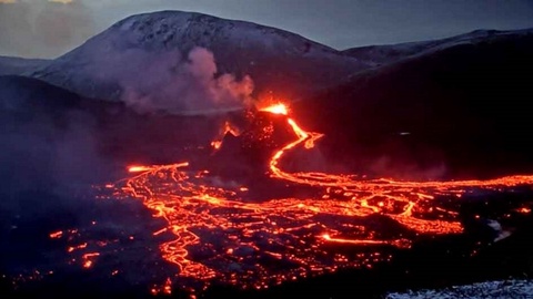 Исландияда вулқон отилиш хавфи ошмоқда