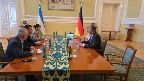 Ӯзбекистон ва Олмон рушди соҳаи суғуртаи кишоварзиро баррасӣ карданд