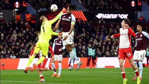 «Астон Вилла» отыграла два мяча от «Зальцбурга» в Бирмингеме