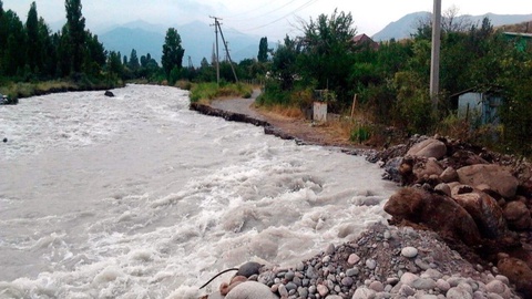 Тоғыз облыста қатты жаңбыр мен су тасқыны қаупі жарияланды