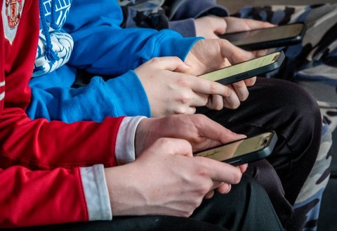 Самартфон, ноутбук ва компьютерлар бутун дунёда қимматлашмоқда. Нима учун?