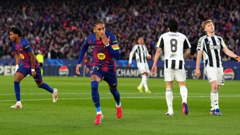 Рафинья помог «Барселоне» растерзать «Ньюкасл» после ничьей в Англии