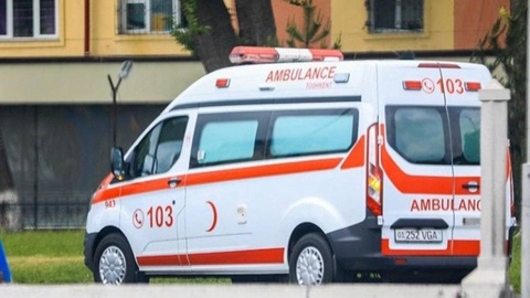 Стационар тиббиёт муассасадаги беморни бошқа жойга ўтказиш тартиби белгиланди