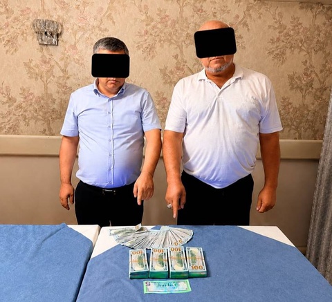 В Ташкенте задержаны юрист банка и его сообщник, требовавшие 420 тысяч долларов за оформление кредита на 3,5 млн долларов