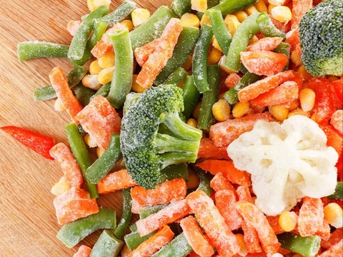 “Sovuq urgan” sabzavotlarni isteʼmol qilish xavflimi? Sanepidqoʻmita tushuntirish berdi