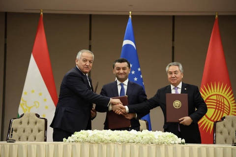 Ташкентте Өзбекстан, Қырғызстан ҳәм Тәжикстан шегараларының тутасқан жери ҳаққындағы шәртнаманы ратификациялаў ҳаққындағы протоколға қол қойылды