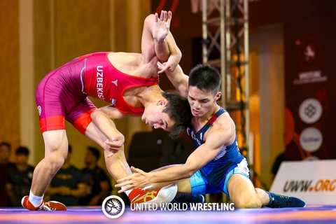 Жас еркин гүресшилеримиз Азия чемпионатында улыўма командалық есапта үшинши болды