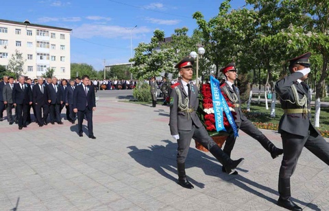 Ўатанның раўажланыўы, тынышлығы ҳәм қорғаў жолындағы қаҳарманлық умытылмайды