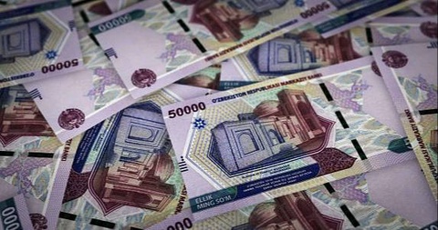 Оборот наличных денег в Узбекистане в 2025 году вырос на 25%