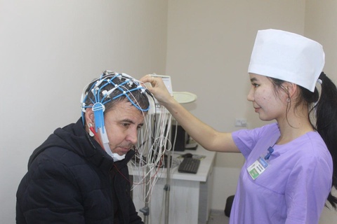 Тахиатош туманида кўп тармоқли марказий поликлиника фойдаланишга топширилди