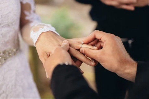 В каком возрасте в основном выходят замуж узбекские женщины?