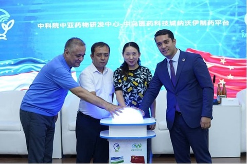 Navoiyda O'zbekiston—Xitoy dori texnologiyalari parki qurilishi boshlandi