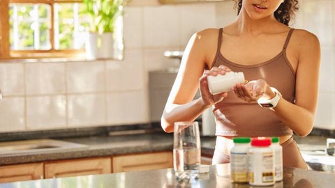 В какое время лучше принимать витамины