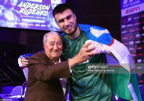 Баҳодир Жалолов черногориялик боксчига қарши рингга чиқиши мумкин