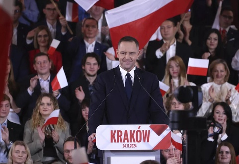 СМИ: Кароль Навроцкий выиграл выборы президента Польши после подсчета всех голосов