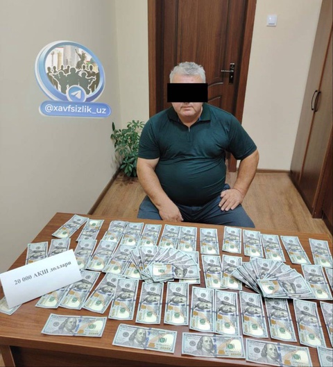 Муовини ҳокими ноҳияи Фориши вилояти Ҷиззах ҳангоми гирифтани пора дастгир шуд