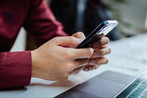 В Узбекистане пассажирскую таможенную декларацию теперь можно подать в электронной форме через мобильное приложение