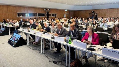 Ҳайати Ӯзбекистон дар Иҷлосияи 32-юми солонаи Ассамблеяи парлумонии САҲА ширкат дорад