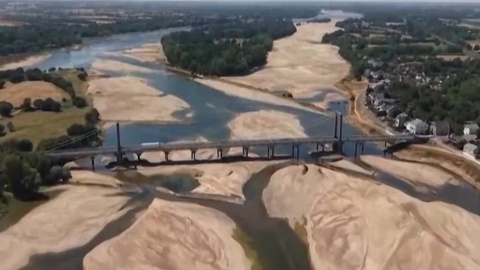 Франциянинг Луара дарёси саёзлашмоқда