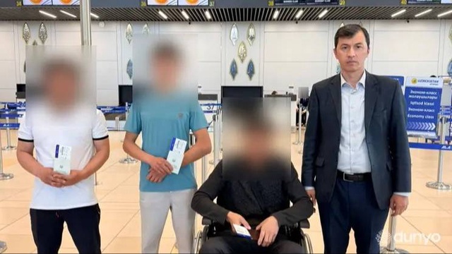 Дипломаты Узбекистана в Алматы оказали помощь 82 соотечественникам