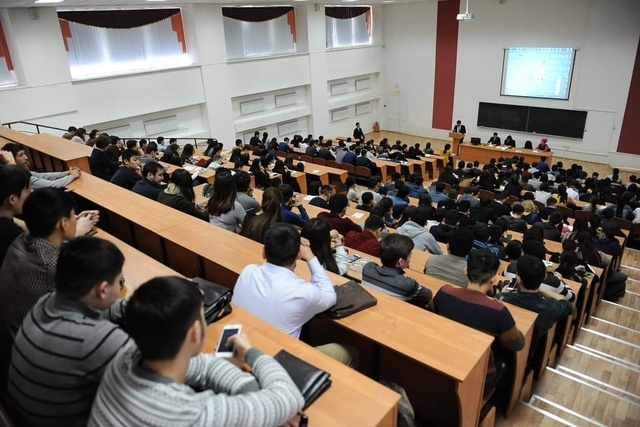 Students' interaction with the customer organizations will be organized