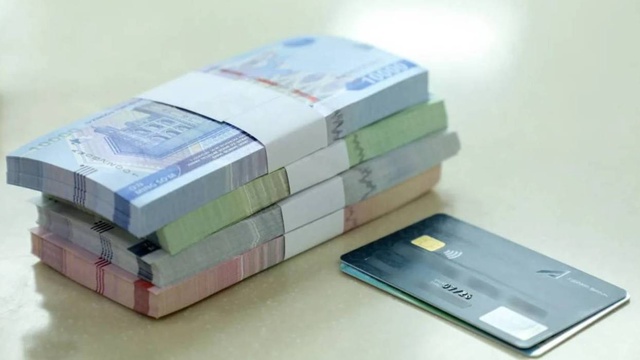 Срок оплаты контракта в вузах продлен до 15 октября