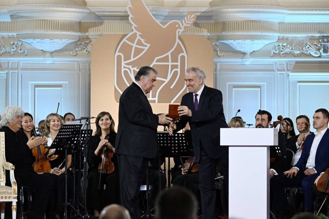 Presidents of Uzbekistan, Kyrgyzstan, and Tajikistan are awarded the Leo Tolstoy International Peace Prize