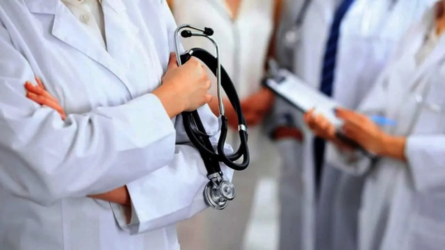 Davlat tibbiyot muassasalari 5 kunlik ish haftasi rejimiga oʻtkazildi