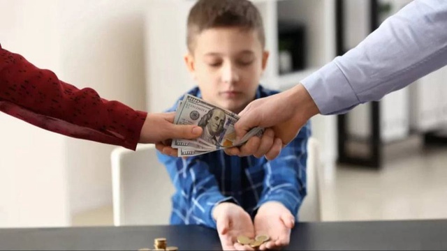 Өзбекстанда 1-майдан баслап орынлаў ислери ҳәм алимент өндириў бойынша жаңа тәртип енгизиледи