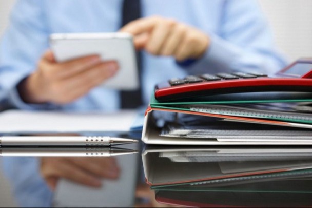 Мемлекеттік қызметкерлерге кәсіпкерлікпен айналысуға тыйым салынады