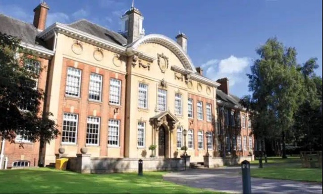 A prestigious university in the UK has included an Uzbek entrepreneur among its most successful graduates