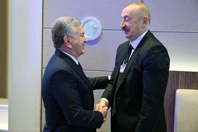 Давос қаласында Өзбекстан, Әзербайжан ҳәм Венгрия жетекшилериниң ушырасыўы болып өтти