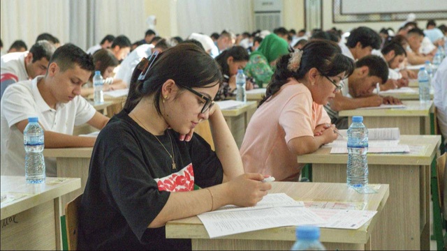 В Узбекистане зарегистрировались более 486 тысяч абитуриентов