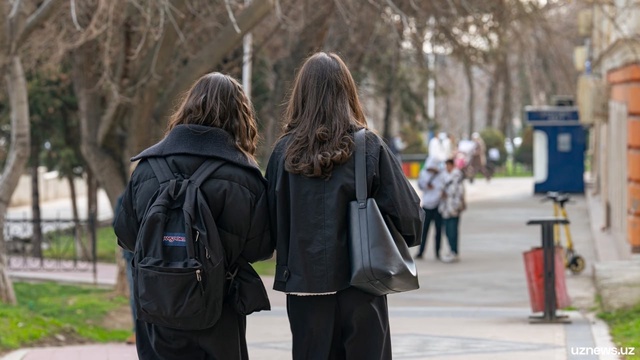 Obligation for state grant students to work for at least three years may be abolished